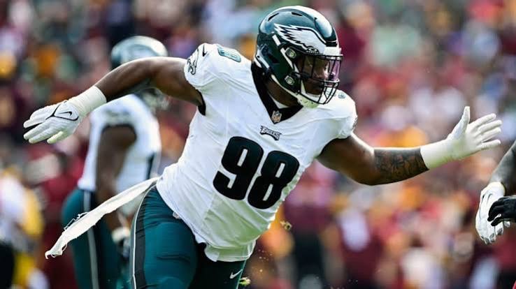 Eagles defensive tackle Jalen Carter 2026 contract
